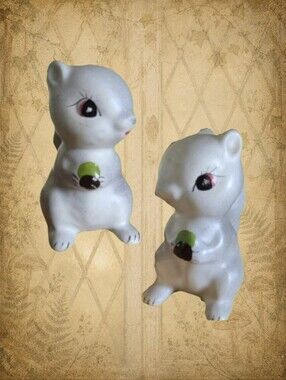 Vintage Squirrel Salt & Pepper